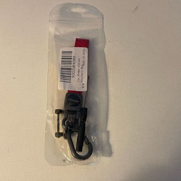 Dodge Logo Key Fob Keychain in Red Leather NWT - Picture 4 of 4